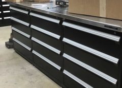 Choosing the Right Industrial Drawer Cabinet for Your Workspace